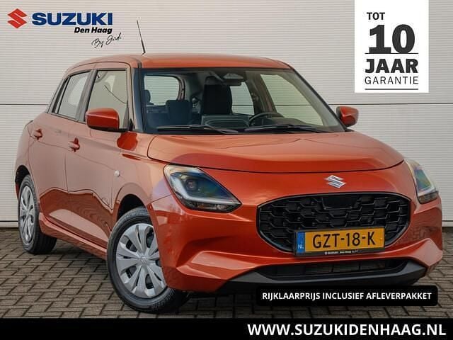 Oranje Occasion 2025 Suzuki Swift Comfort Hatchback | € 19.450 (Goede deal) - Afbeelding 1/3