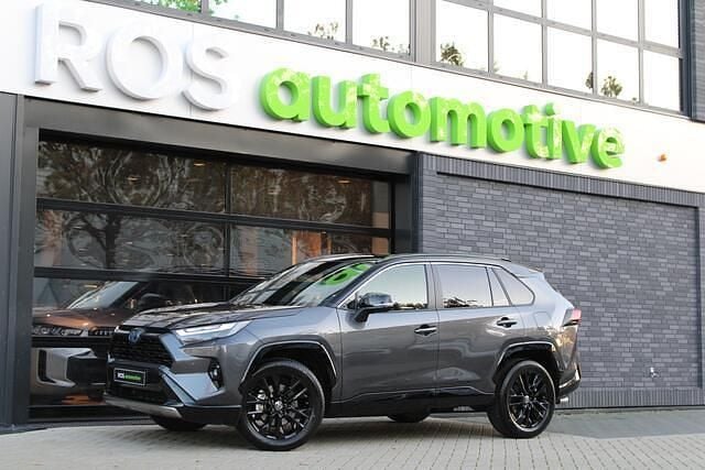 Grijs Gebruikt 2025 Toyota RAV4 Style SUV | € 42.950 (Super prijs) - Afbeelding 1/4