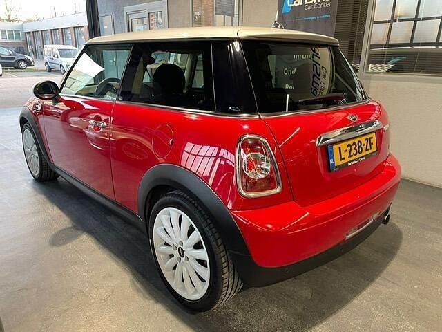Occasion Mini Cooper Chili 123 PK (90 kW) 2012 Rood (metallic) Hatchback