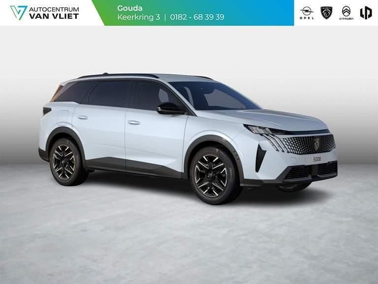 Blanc okenite (wit metallic) Nieuw 2026 Peugeot 5008 Allure SUV | € 48.776 (Super prijs) - Afbeelding 1/4