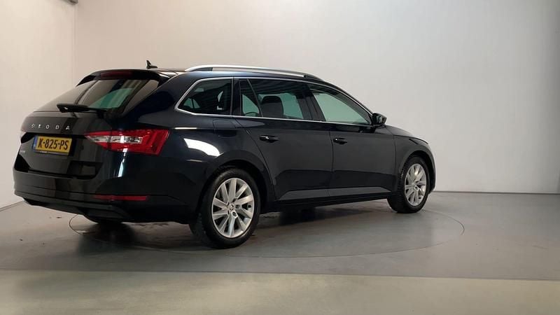 Occasion Skoda Superb Business Line 150 PK (110 kW) 2021 Zwart Stationwagen