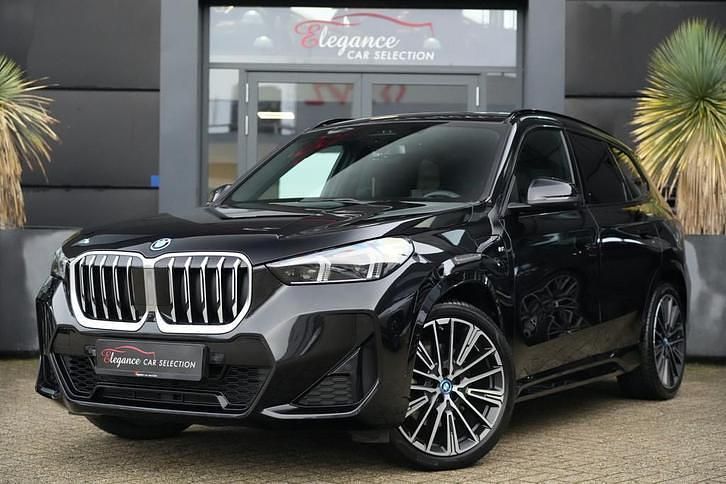 Gebruikt 2025 BMW iX1 M Sport SUV | € 49.950 (Super prijs) - Afbeelding 1/4