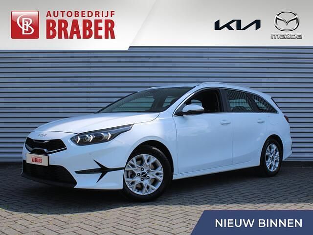 Wit Nieuw 2025 Kia Ceed Sportswagon Stationwagen | € 36.990 (Eerlijke prijs) - Afbeelding 1/4
