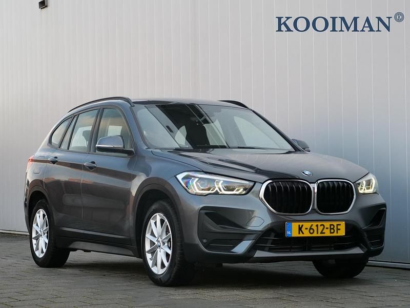 Occasion BMW X1 Comfort Edition 220 PK (161 kW) 2020 Grijs (metallic) SUV