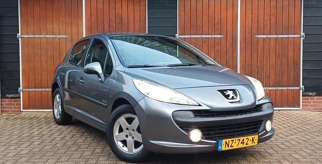 Grijs Occasion 2009 Peugeot 207 Hatchback | € 1.950 (Eerlijke prijs) - Afbeelding 1/4