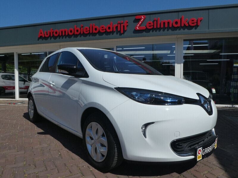Wit Gebruikt 2015 Renault Zoe Life Hatchback | € 9.995 (Duur) - Afbeelding 1/4
