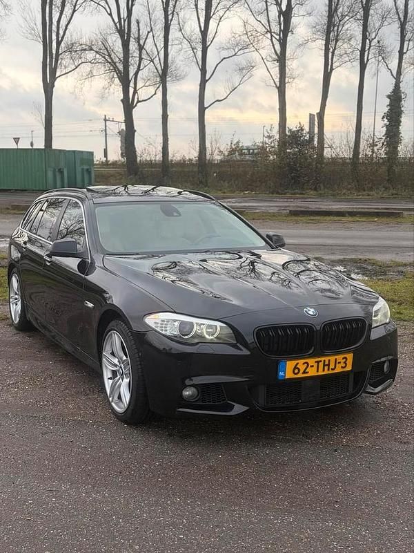 Zwart Occasion 2010 BMW 535 Stationwagen | € 11.950 (Iets duurder) - Afbeelding 1/4