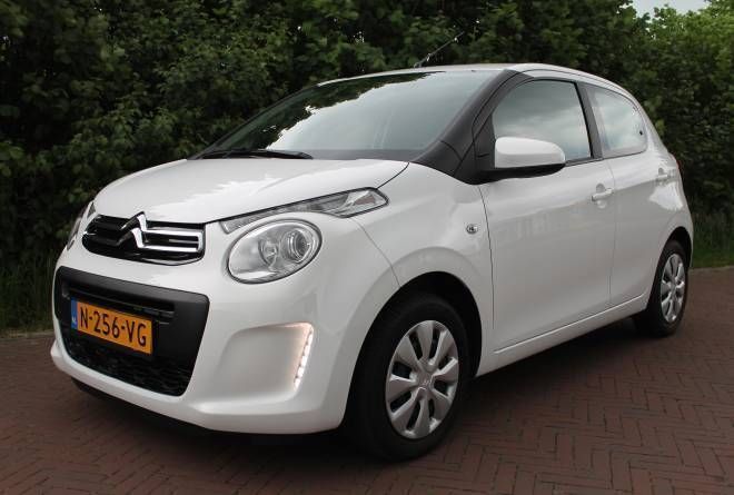 Wit Gebruikt 2021 Citroën C1 Feel Hatchback | € 11.850 (Duur) - Afbeelding 1/4