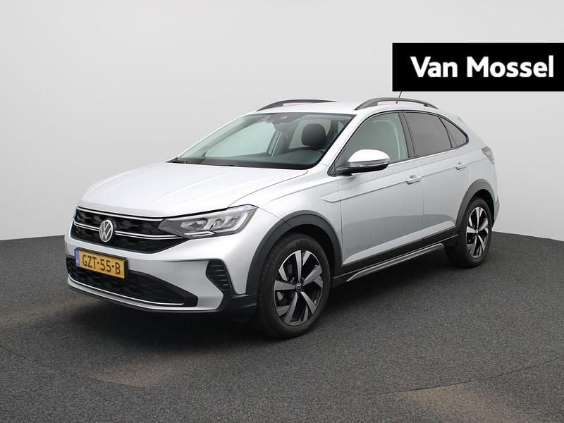 Grijs Gebruikt 2024 VW Taigo Edition SUV | € 29.900 (Iets duurder) - Afbeelding 1/4