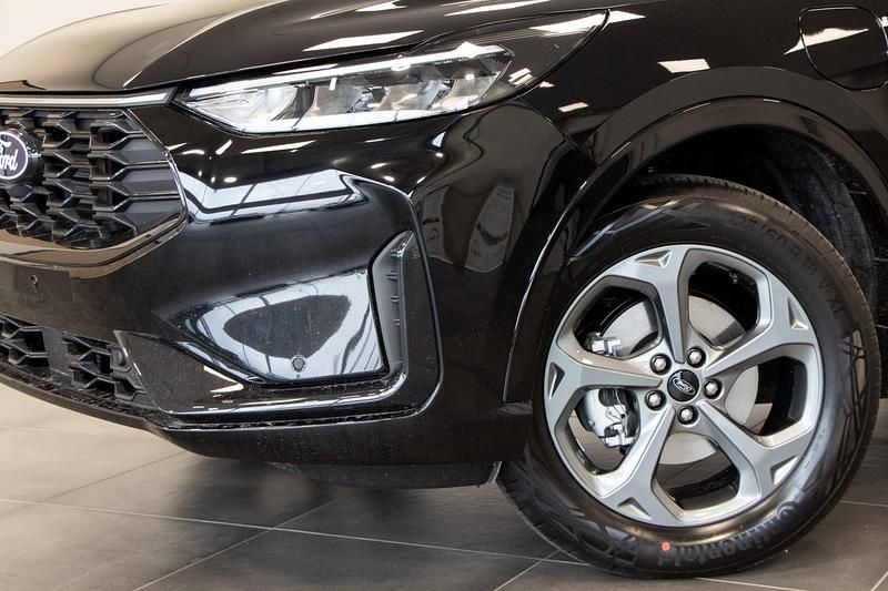 Nieuw Ford Kuga ST-Line 151 PK (111 kW) 2026 Zwart SUV