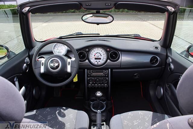 Occasion Mini One Cabriolet 90 PK (66 kW) 2006 Rood Cabriolet