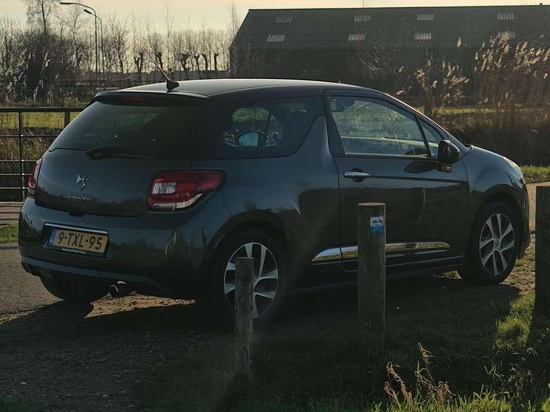 Occasion Citroën DS3 Business Class 82 PK (60 kW) 2014 Grijs Hatchback