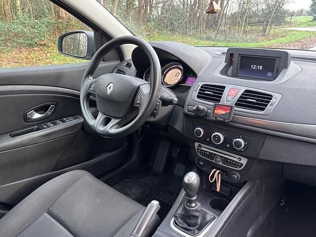 Occasion Renault Mégane III Expression 131 PK (96 kW) 2010 Wit Hatchback