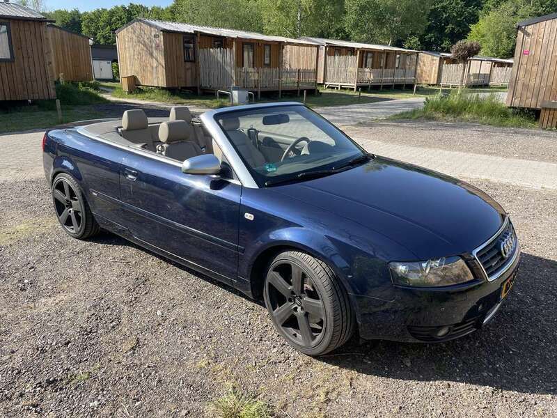 Blauw Gebruikt 2004 Audi A4 Cabriolet Proline Cabriolet | € 2.800 (Eerlijke prijs) - Afbeelding 1/4
