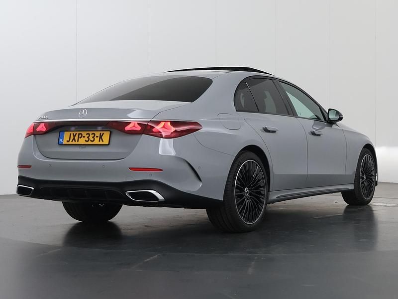 Occasion Mercedes E300 Sport Edition 15 PK (11 kW) 2026 Grijs Sedan