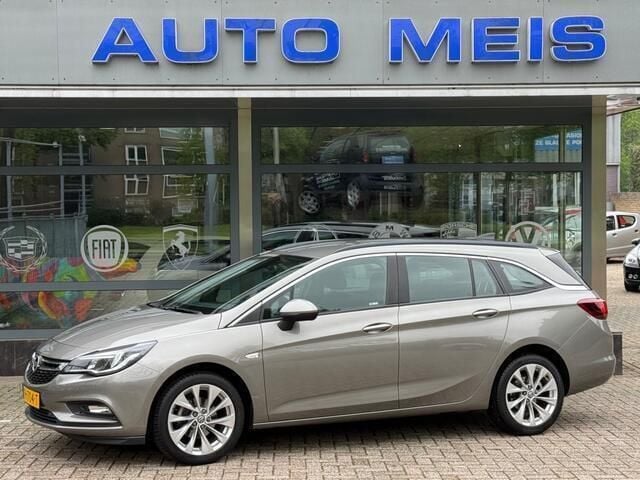 Bruin Gebruikt 2017 Opel Astra Innovation Stationwagen | € 8.995 (Eerlijke prijs) - Afbeelding 1/4