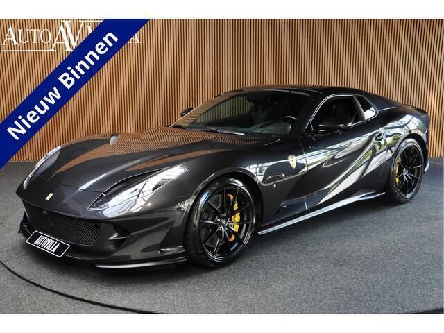 Zwart Gebruikt 2023 Ferrari 812 Cabriolet | € 529.500 (Super prijs) - Afbeelding 1/4