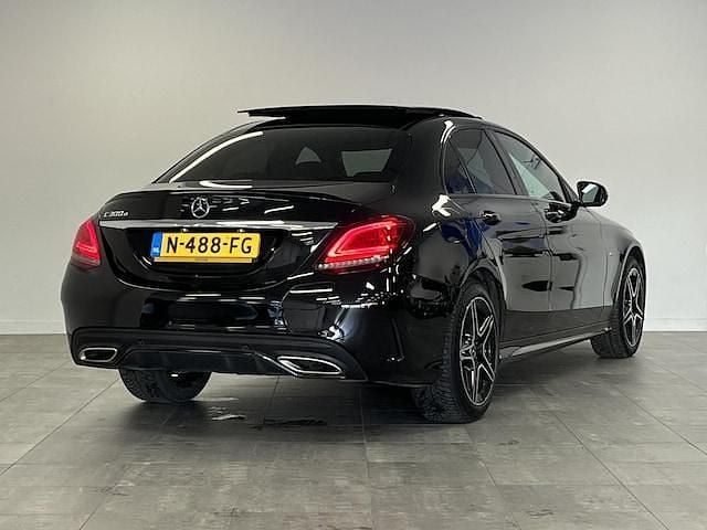 Occasion Mercedes C300e Business 320 PK (235 kW) 2021 Zwart Sedan