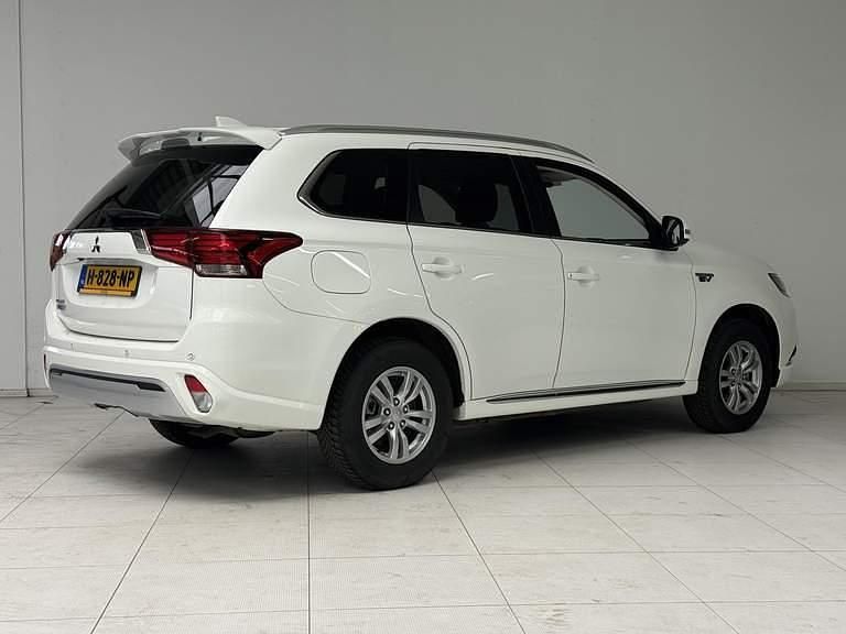 Occasion Mitsubishi Outlander P-HEV 135 PK (99 kW) 2020 Polar white SUV