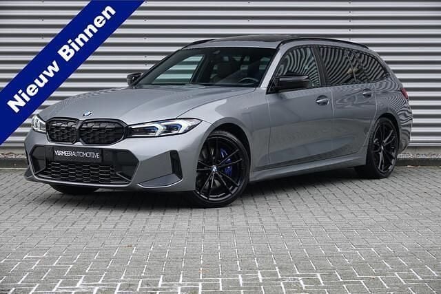 Grijs Occasion 2023 BMW M340 M Sport Sedan | € 56.900 (Super prijs) - Afbeelding 1/4