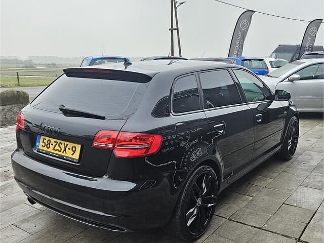 Occasion Audi A3 Sportback S-Line 105 PK (77 kW) 2013 Zwart Hatchback