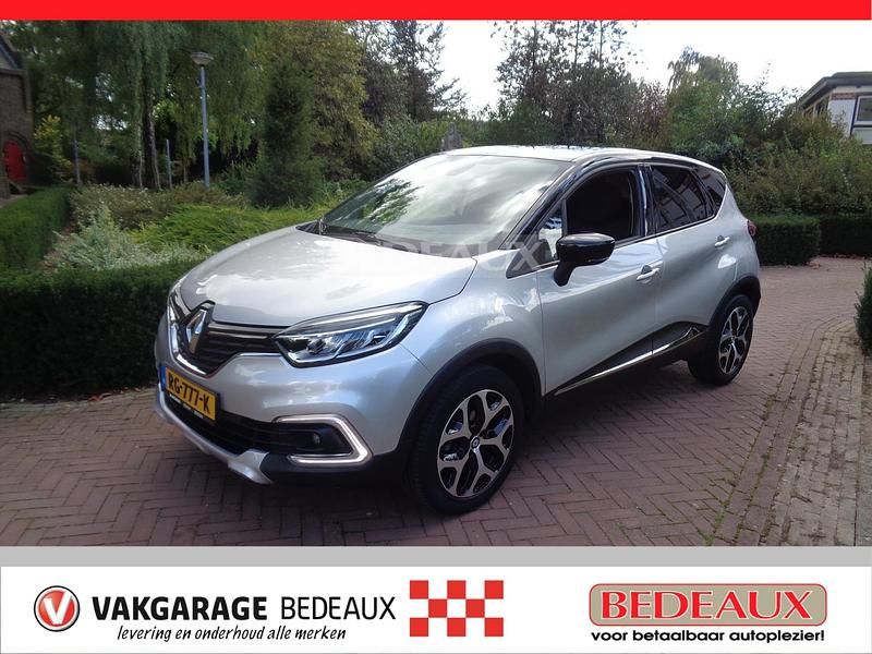 Grijs Gebruikt 2017 Renault Captur Intens SUV | € 12.950 - Afbeelding 1/4