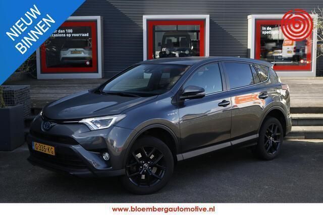 Grijs Gebruikt 2018 Toyota RAV4 Edition SUV | € 21.950 (Goede deal) - Afbeelding 1/4