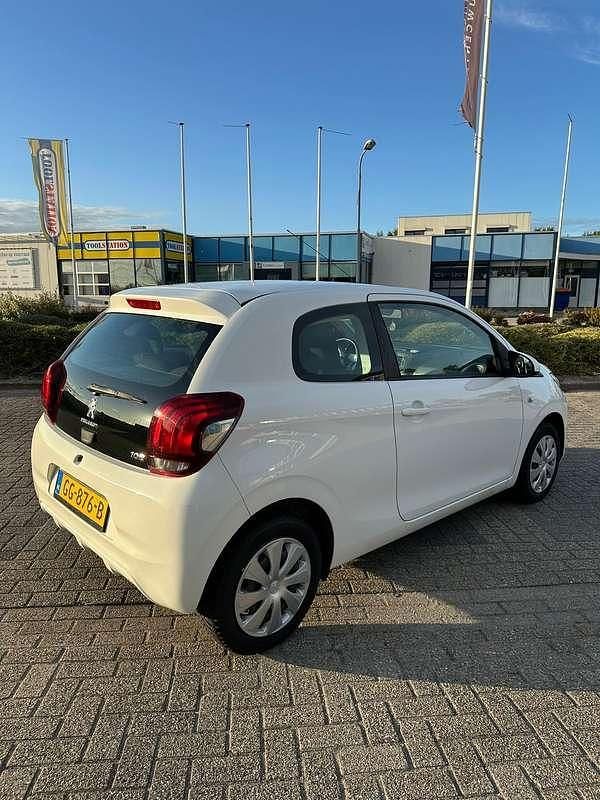 Wit Gebruikt 2015 Peugeot 108 Active Hatchback | € 5.250 (Goede deal) - Afbeelding 1/4