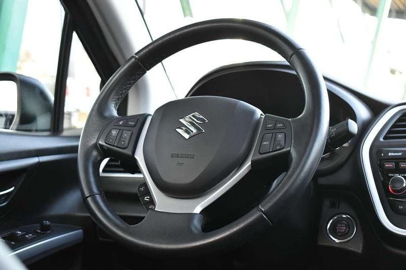 Occasion Suzuki SX4 120 PK (88 kW) 2015 Zilver SUV