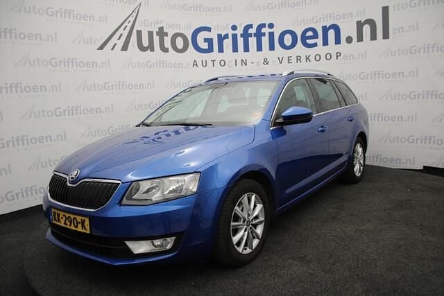 Blauw Gebruikt 2016 Skoda Octavia Business Line Stationwagen | € 5.390 (Goede deal) - Afbeelding 1/4