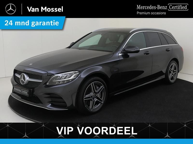 Grijs Gebruikt 2020 Mercedes C300 AMG line Stationwagen | € 29.945 (Goede deal) - Afbeelding 1/4