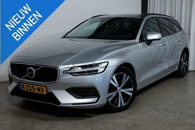 Occasion Volvo V60 Momentum 163 PK (119 kW) 2021 Grijs Stationwagen