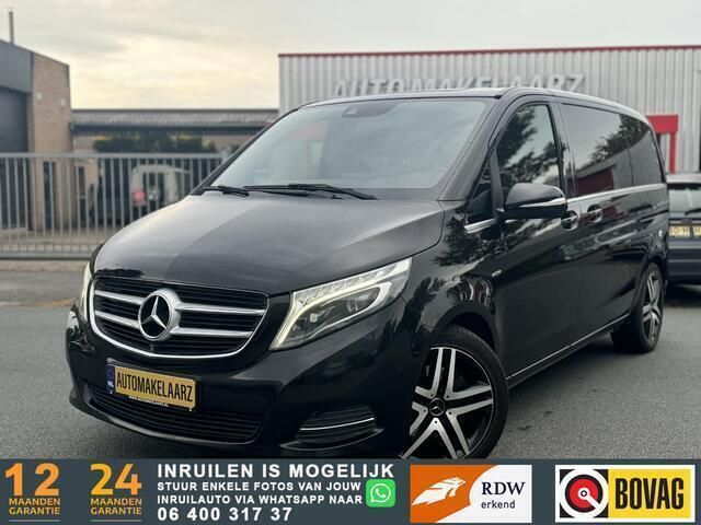Zwart, metallic lak Gebruikt 2015 Mercedes V250 MPV | € 30.940 - Afbeelding 1/4