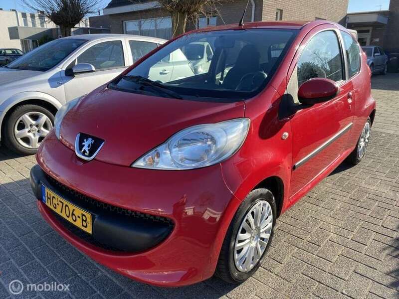 Rood Gebruikt 2007 Peugeot 107 Hatchback | € 2.295 (Eerlijke prijs) - Afbeelding 1/4