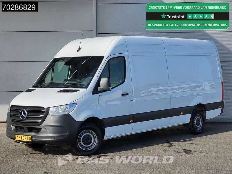 Wit Gebruikt 2023 Mercedes Sprinter Van | € 26.900 - Afbeelding 1/3