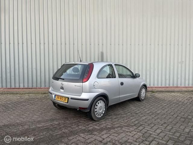 Occasion Opel Corsa 80 PK (58 kW) 2005 Grijs Hatchback