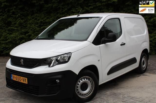 Wit Gebruikt 2019 Peugeot Partner Premium MPV | € 6.495 (Goede deal) - Afbeelding 1/4