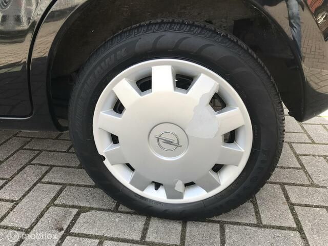 Occasion Opel Agila Comfort 75 PK (55 kW) 2002 Zwart Hatchback