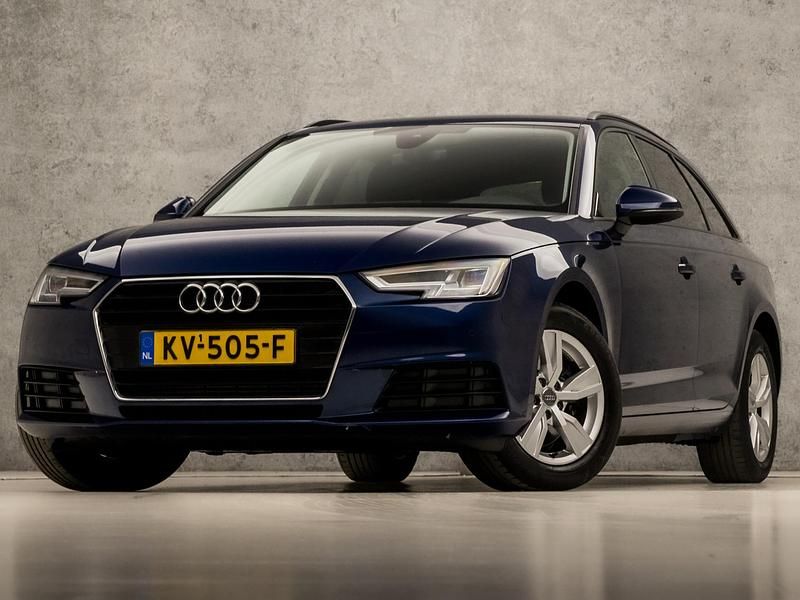 Blauw Gebruikt 2017 Audi A4 Sport Stationwagen | € 18.445 (Super prijs) - Afbeelding 1/4