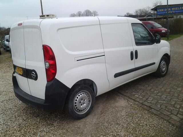 Occasion Opel Combo Edition 95 PK (69 kW) 2018 Wit MPV