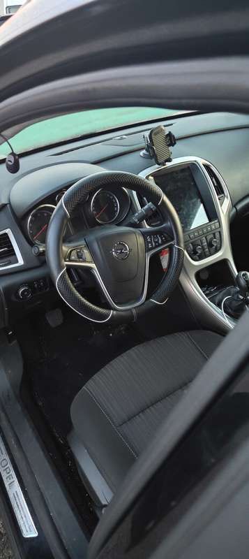 Zwart Gebruikt 2011 Opel Astra Edition Stationwagen | € 2.000 (Super prijs) - Afbeelding 1/4