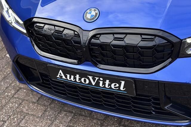 Occasion BMW 330 M Sport 291 PK (214 kW) 2024 Blauw Stationwagen