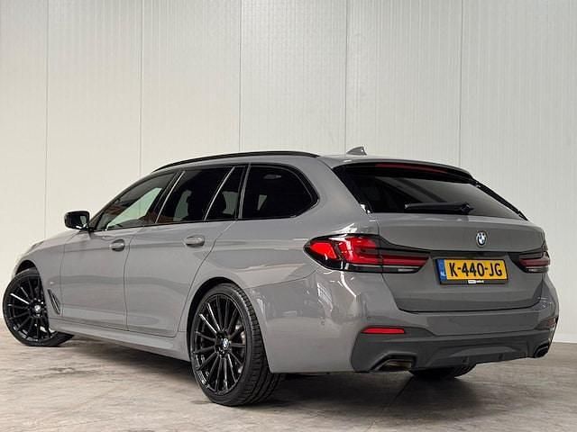 Occasion BMW 520 Executive 184 PK (135 kW) 2021 Grijs (metallic) Stationwagen