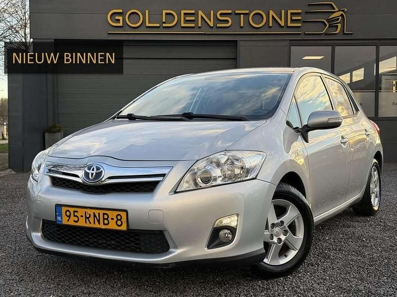Grijs Gebruikt 2011 Toyota Auris Hybrid Hatchback | € 7.443 (Goede deal) - Afbeelding 1/4