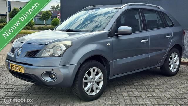 Grijs Gebruikt 2008 Renault Koleos Dynamique SUV | € 2.799 (Iets duurder) - Afbeelding 1/4