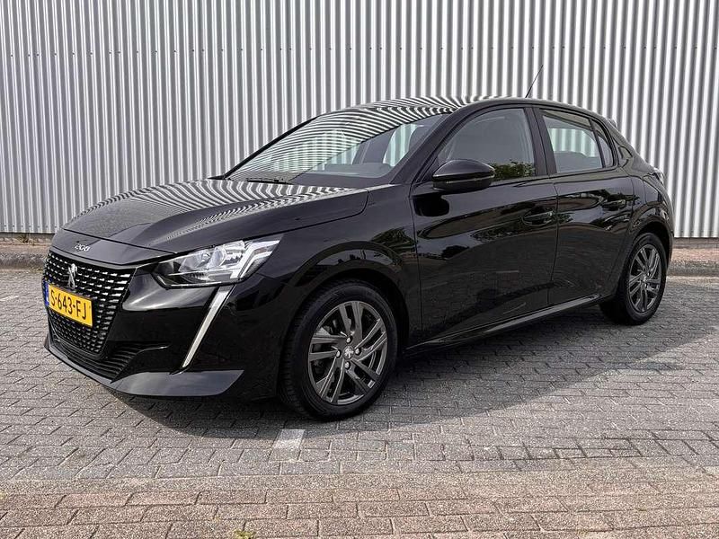 Zwart Gebruikt 2023 Peugeot 208 Active Hatchback | € 15.900 (Eerlijke prijs) - Afbeelding 1/4