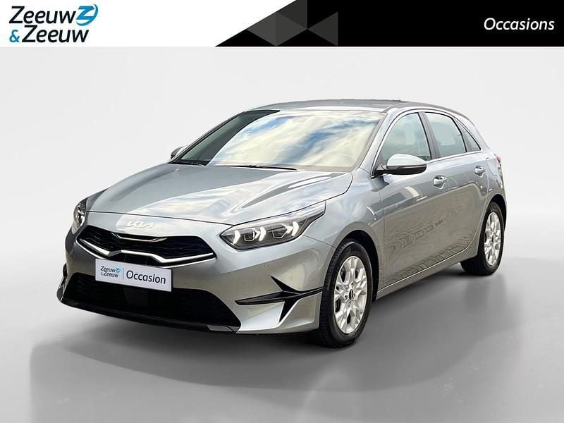 Occasion Kia Ceed 101 PK (74 kW) 2024 Grijs Hatchback