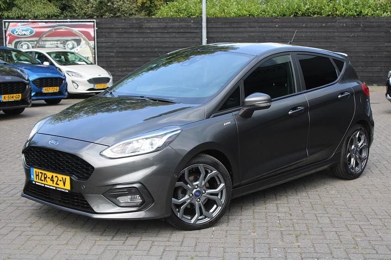 Grijs Gebruikt 2020 Ford Fiesta ST-Line Hatchback | € 15.995 (Iets duurder) - Afbeelding 1/4