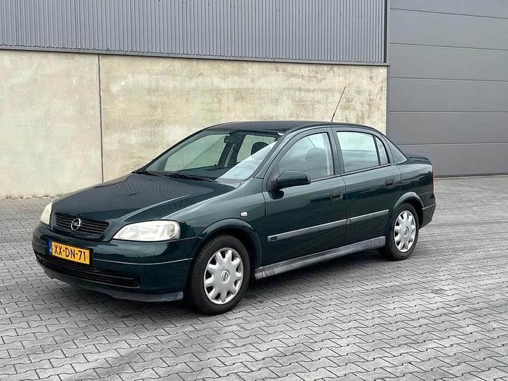 Gebruikt 1999 Opel Astra Club | € 1.250 (Eerlijke prijs) - Afbeelding 1/4