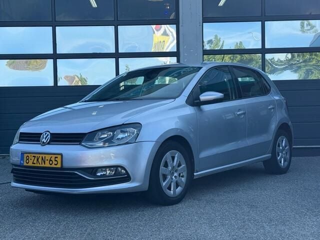 Grijs Gebruikt 2015 VW Polo Comfortline Hatchback | € 5.950 (Super prijs) - Afbeelding 1/4